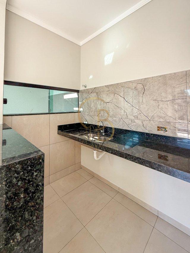 Conforto e estilo em cada detalhe – Casa com suíte e churrasqueira gourmet! Rua Fuad Geleláite Campo Grande - 