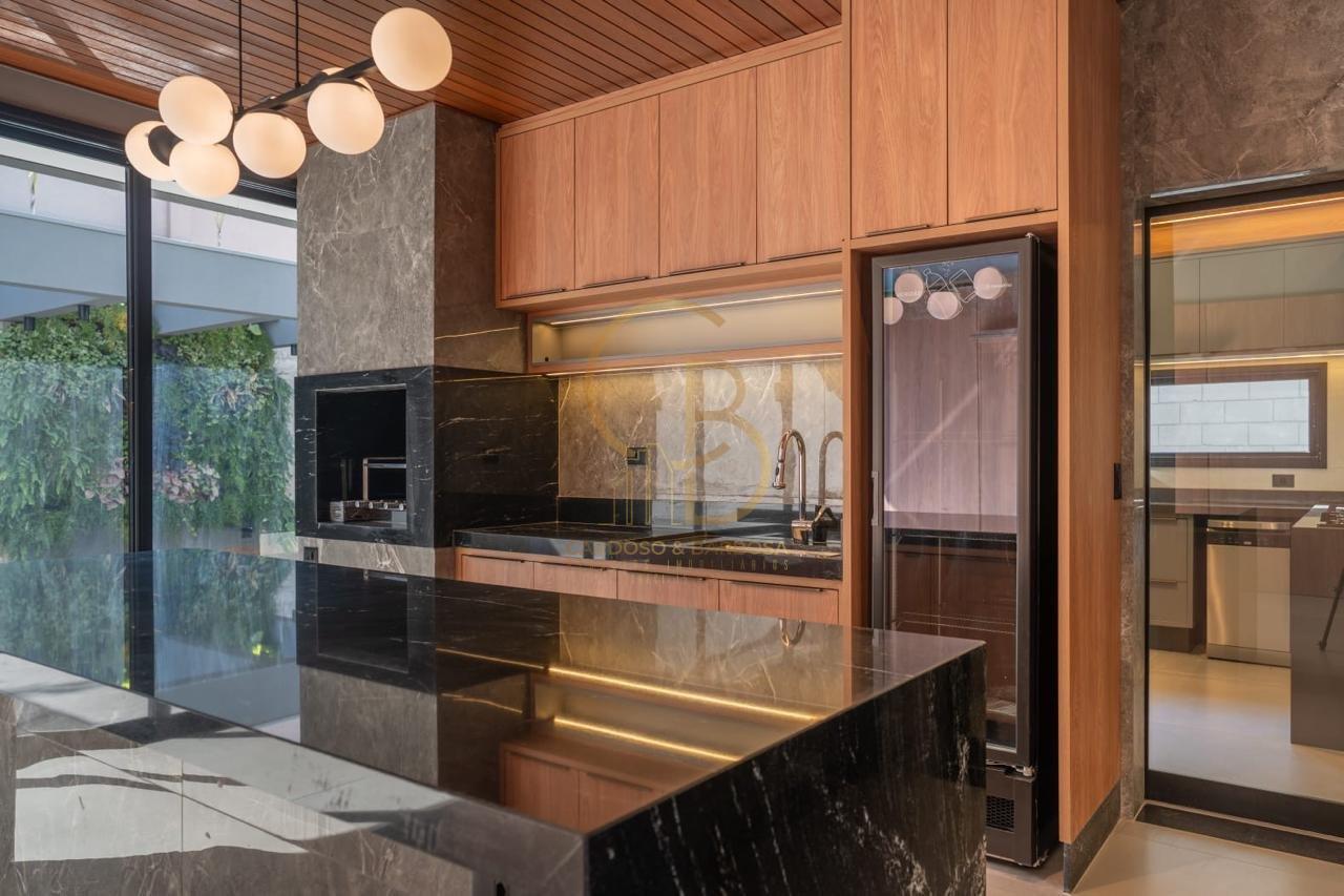 UMA CASA TÉRREA INCRÍVEL COM 4 SUÍTES!  Campo Grande - 