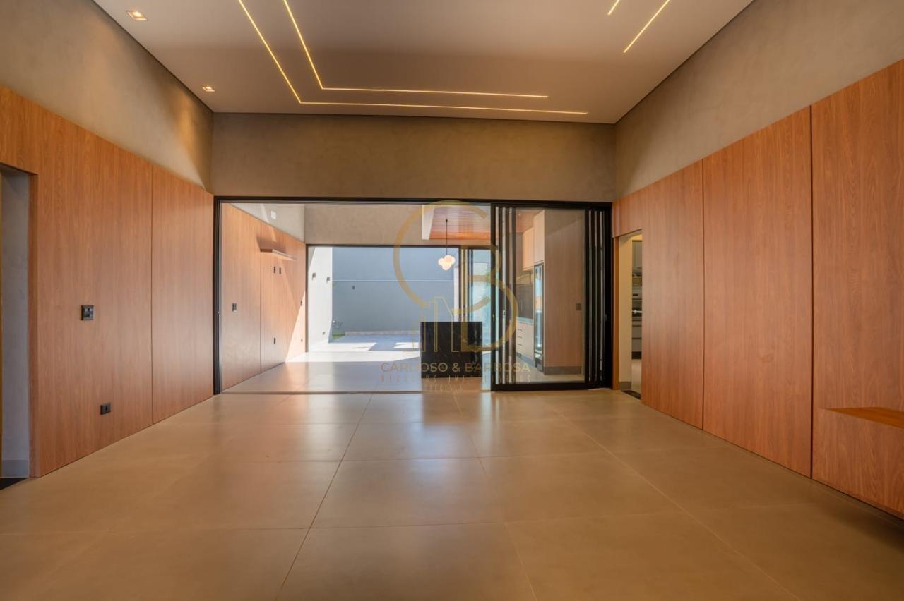 UMA CASA TÉRREA INCRÍVEL COM 4 SUÍTES!  Campo Grande - 