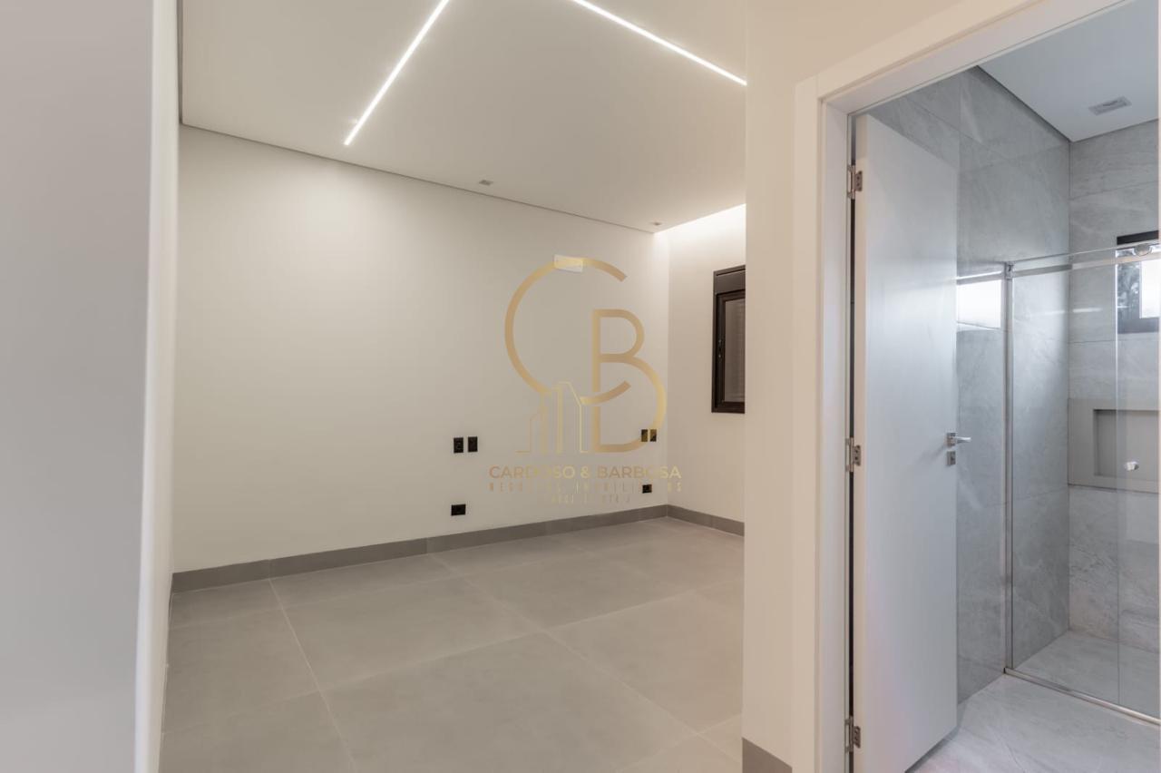 UMA CASA TÉRREA INCRÍVEL COM 4 SUÍTES!  Campo Grande - 