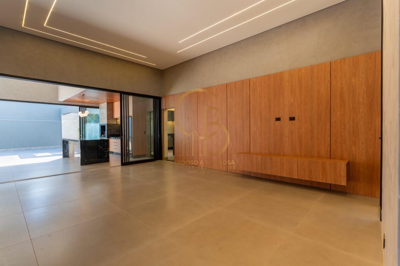UMA CASA TÉRREA INCRÍVEL COM 4 SUÍTES!  Campo Grande - 