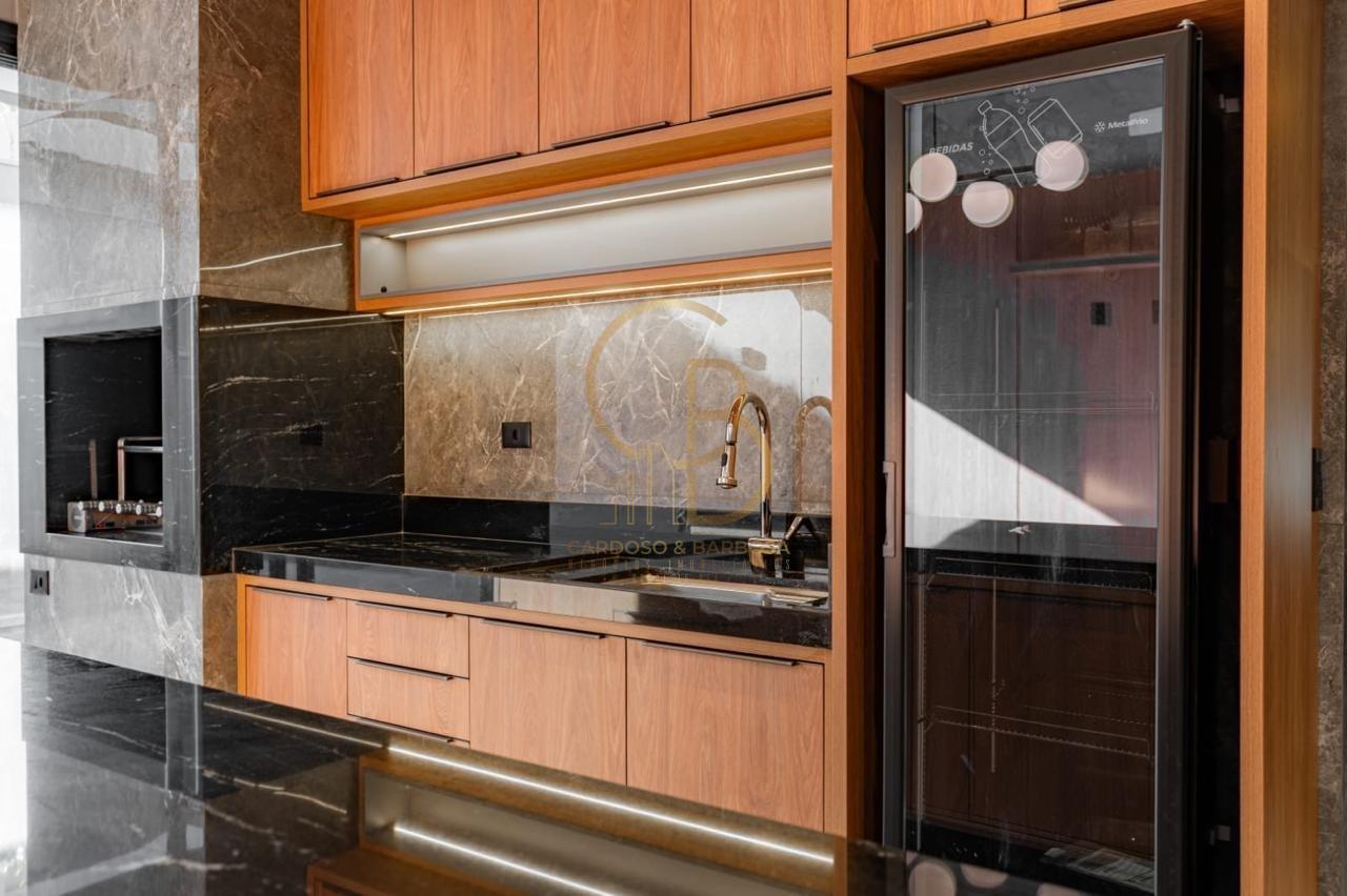 UMA CASA TÉRREA INCRÍVEL COM 4 SUÍTES!  Campo Grande - 