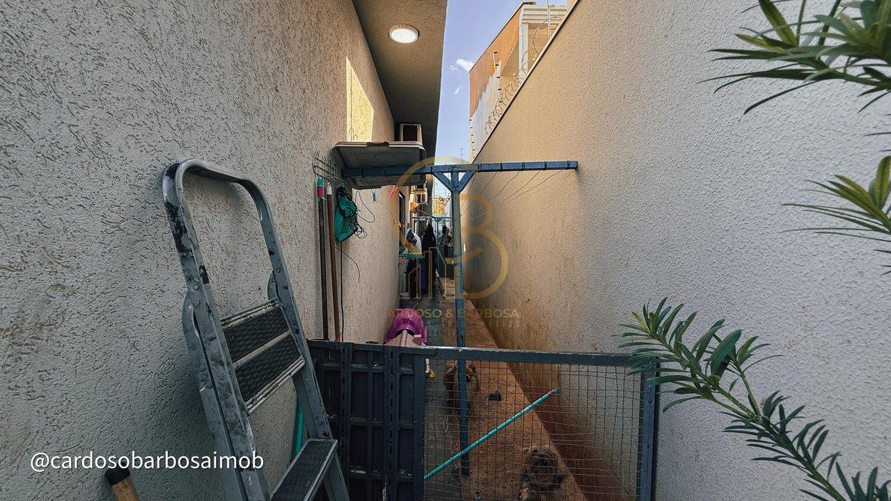 CASA À VENDA COM PARCELAS A ASSUMIR – JARDIM BOTÂNICO / PIONEIRO R. Durval Nantes Campo Grande - 