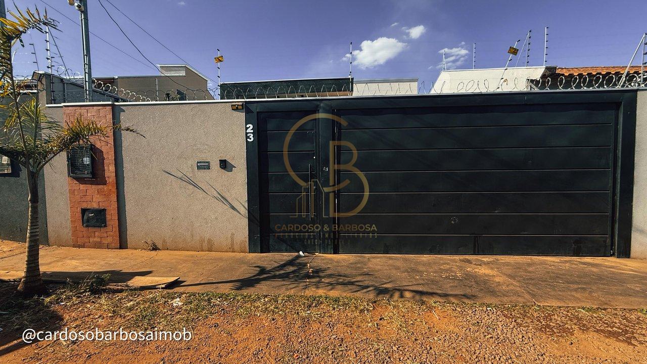 CASA À VENDA COM PARCELAS A ASSUMIR – JARDIM BOTÂNICO / PIONEIRO R. Durval Nantes Campo Grande - 