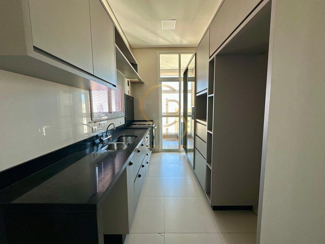 APARTAMENTO COM 3 SUÍTES AO LADO DO SHOPPING Rua Tabelião Murilo Rolim Campo Grande - 