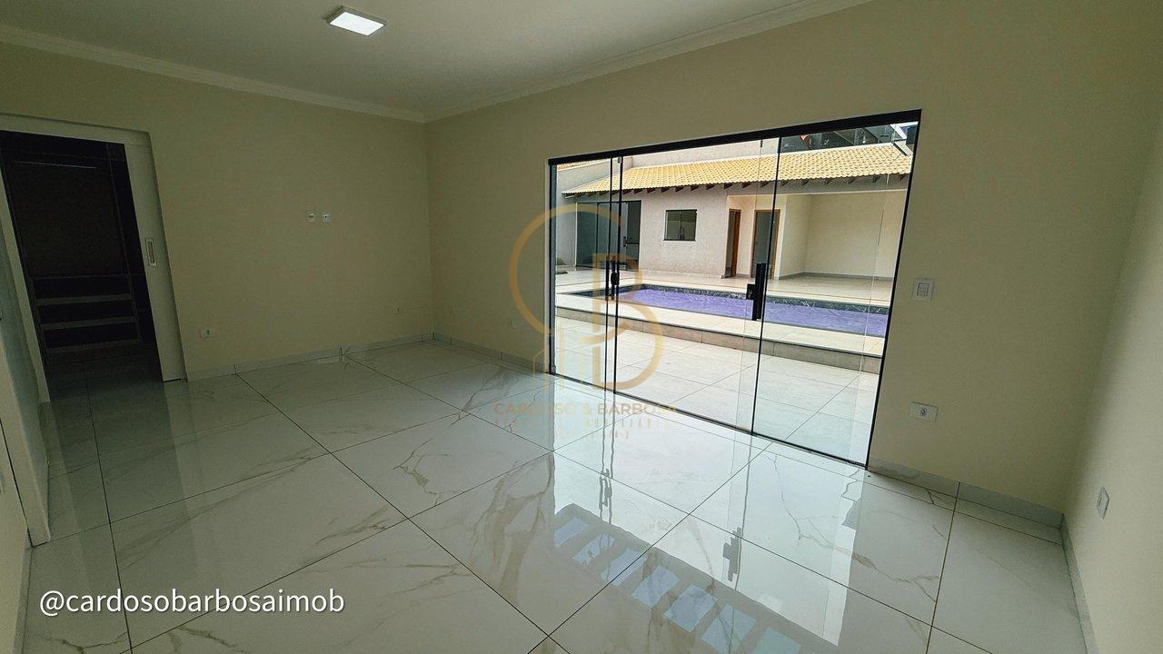 ESPAÇO, ESTILO E LAZER: CASA TÉRREA COM GOURMET E CASCATA - Campo Grande - 