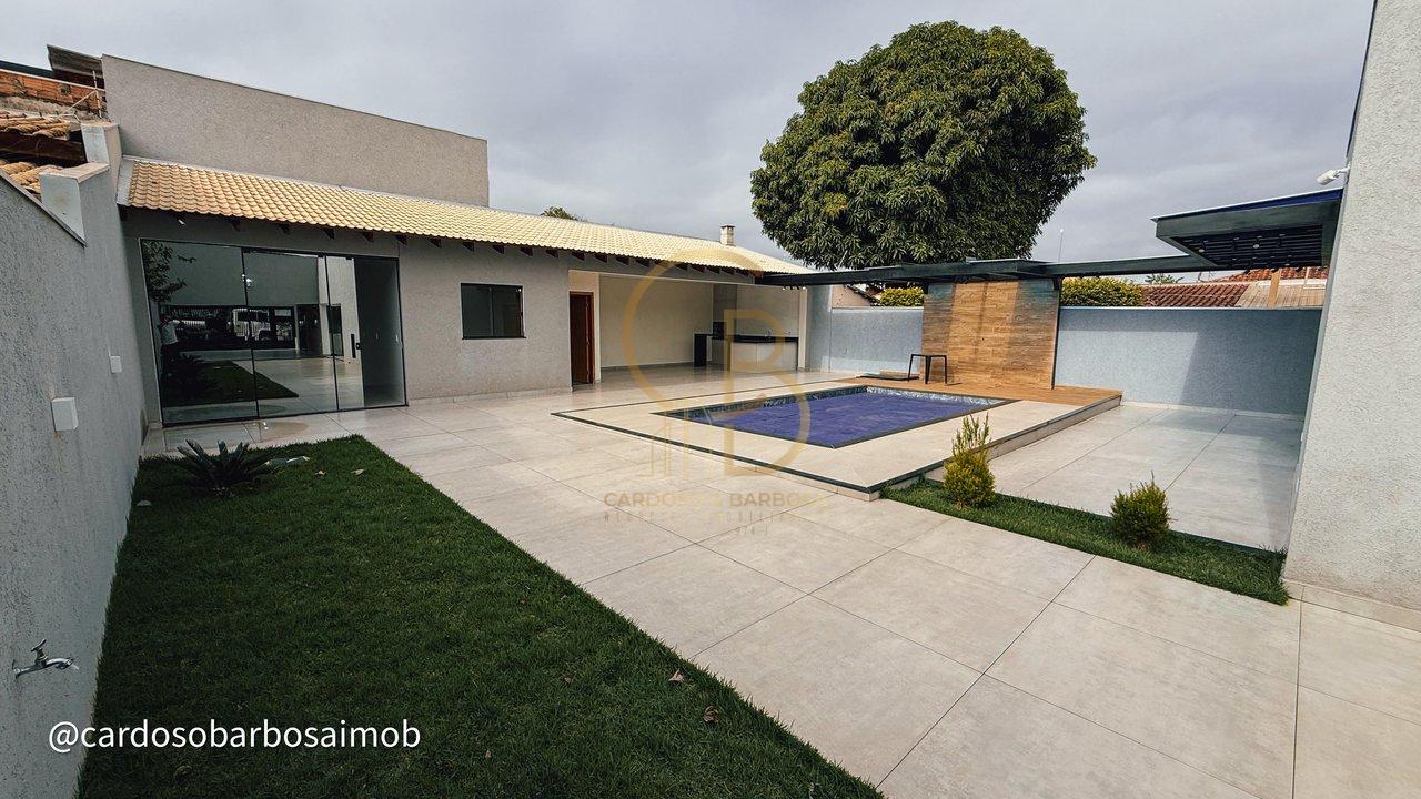 ESPAÇO, ESTILO E LAZER: CASA TÉRREA COM GOURMET E CASCATA - Campo Grande - 