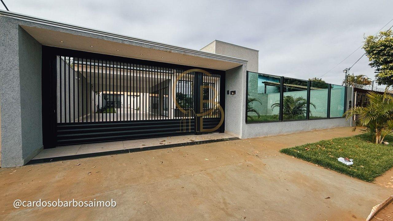 ESPAÇO, ESTILO E LAZER: CASA TÉRREA COM GOURMET E CASCATA - Campo Grande - 