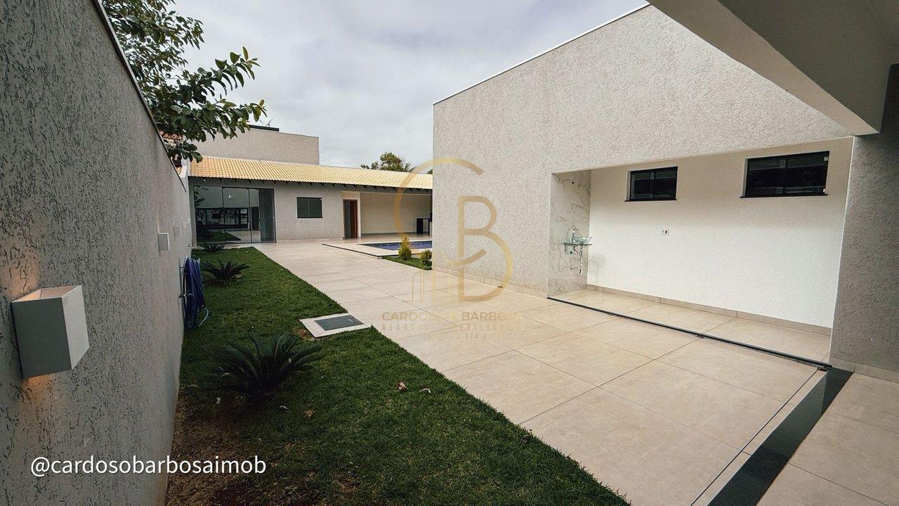 ESPAÇO, ESTILO E LAZER: CASA TÉRREA COM GOURMET E CASCATA - Campo Grande - 