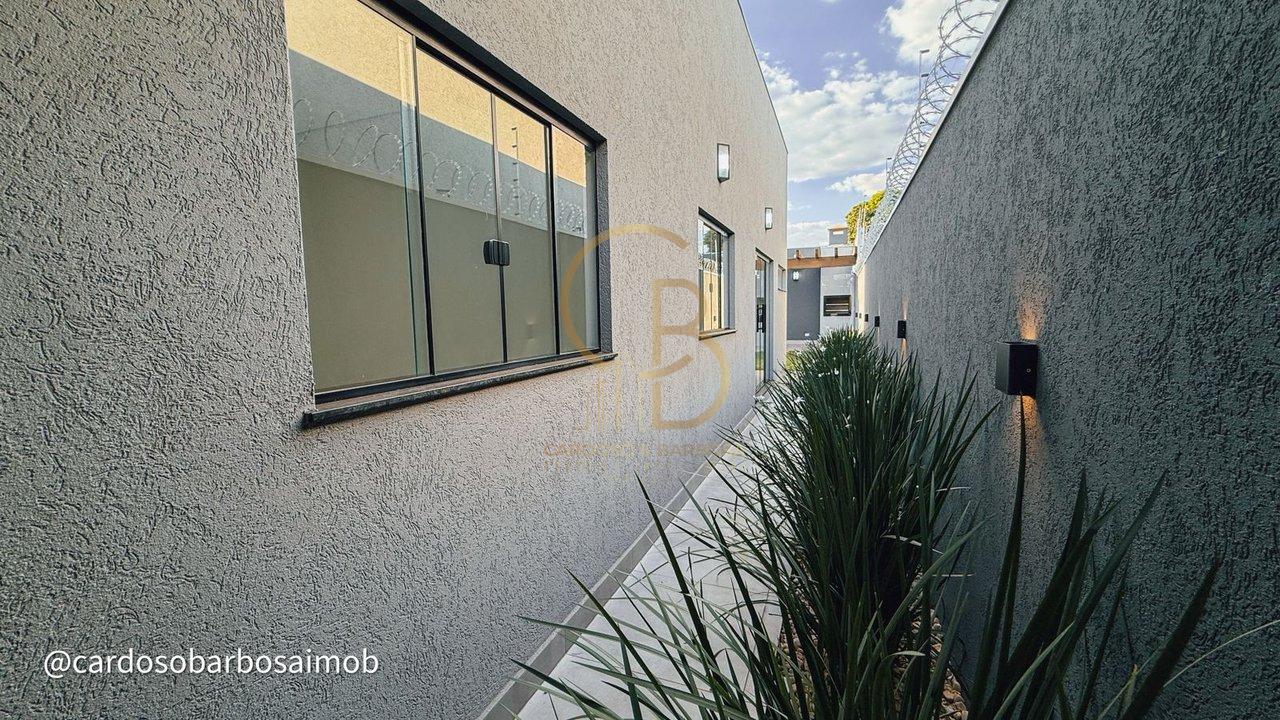 CASA TÉRREA À VENDA NO JARDIM TIJUCA - Campo Grande - 