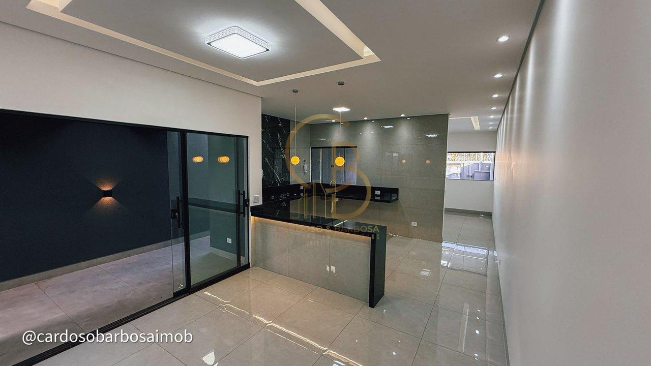 CASA TÉRREA À VENDA NO JARDIM TIJUCA - Campo Grande - 