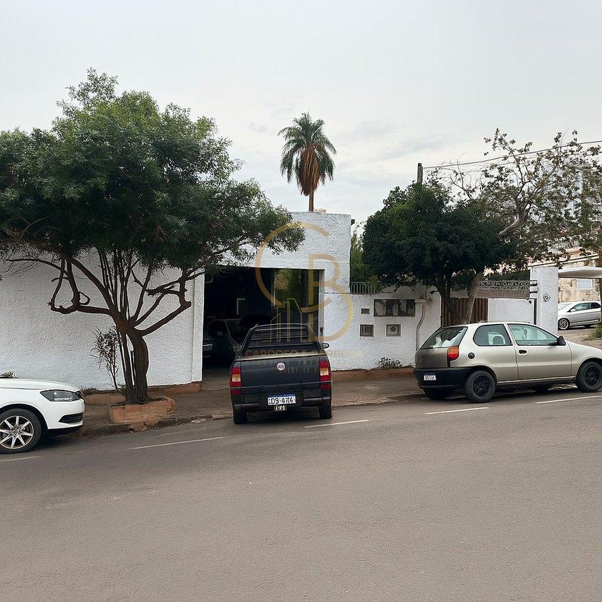 OPORTUNIDADE! TERRENO COM BENFEITORIAS EM LOCALIZAÇÃO ESTRATÉGICA!  Campo Grande - 