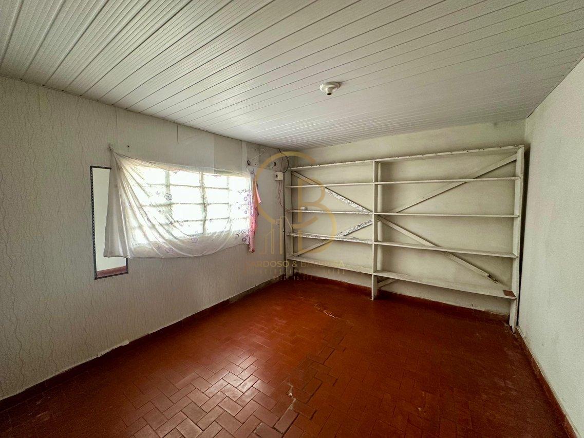 OPORTUNIDADE! TERRENO COM BENFEITORIAS EM LOCALIZAÇÃO ESTRATÉGICA!  Campo Grande - 
