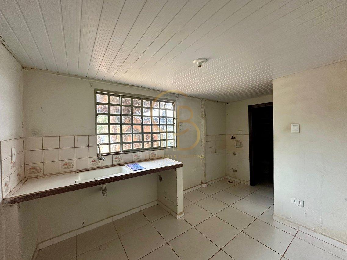 OPORTUNIDADE! TERRENO COM BENFEITORIAS EM LOCALIZAÇÃO ESTRATÉGICA!  Campo Grande - 