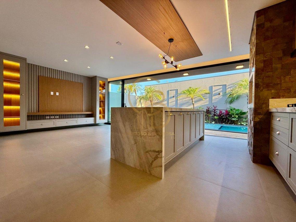 SOBRADO E SOFISTICADO COM ELEVADOR E 4 SUÍTES – CONFORTO E ELEGÂNCIA EM CADA DETALHE!  Campo Grande - 