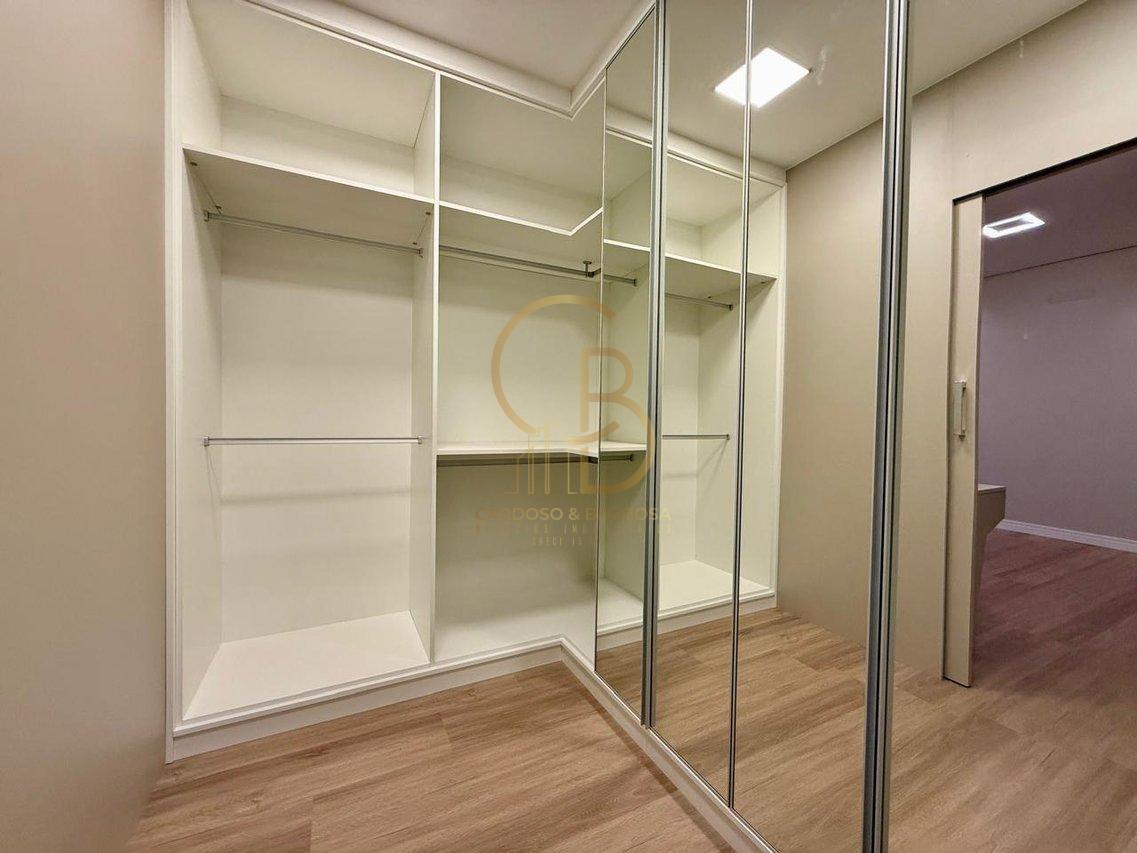 SOBRADO E SOFISTICADO COM ELEVADOR E 4 SUÍTES – CONFORTO E ELEGÂNCIA EM CADA DETALHE!  Campo Grande - 