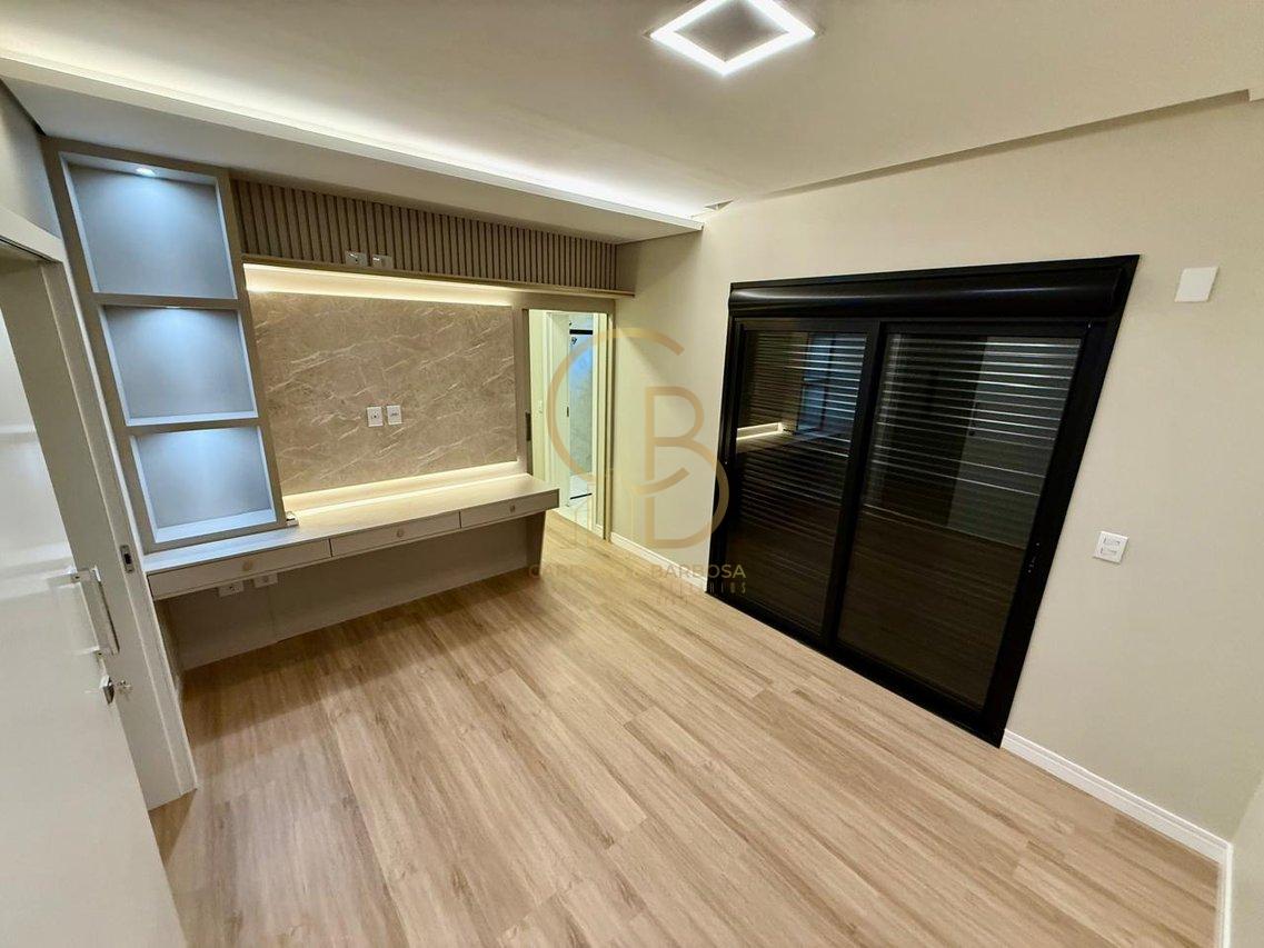 SOBRADO E SOFISTICADO COM ELEVADOR E 4 SUÍTES – CONFORTO E ELEGÂNCIA EM CADA DETALHE!  Campo Grande - 