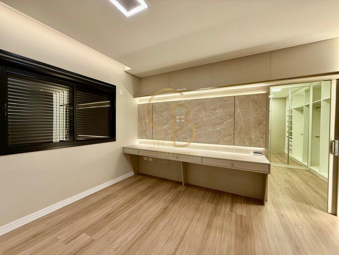 SOBRADO E SOFISTICADO COM ELEVADOR E 4 SUÍTES – CONFORTO E ELEGÂNCIA EM CADA DETALHE!  Campo Grande - 