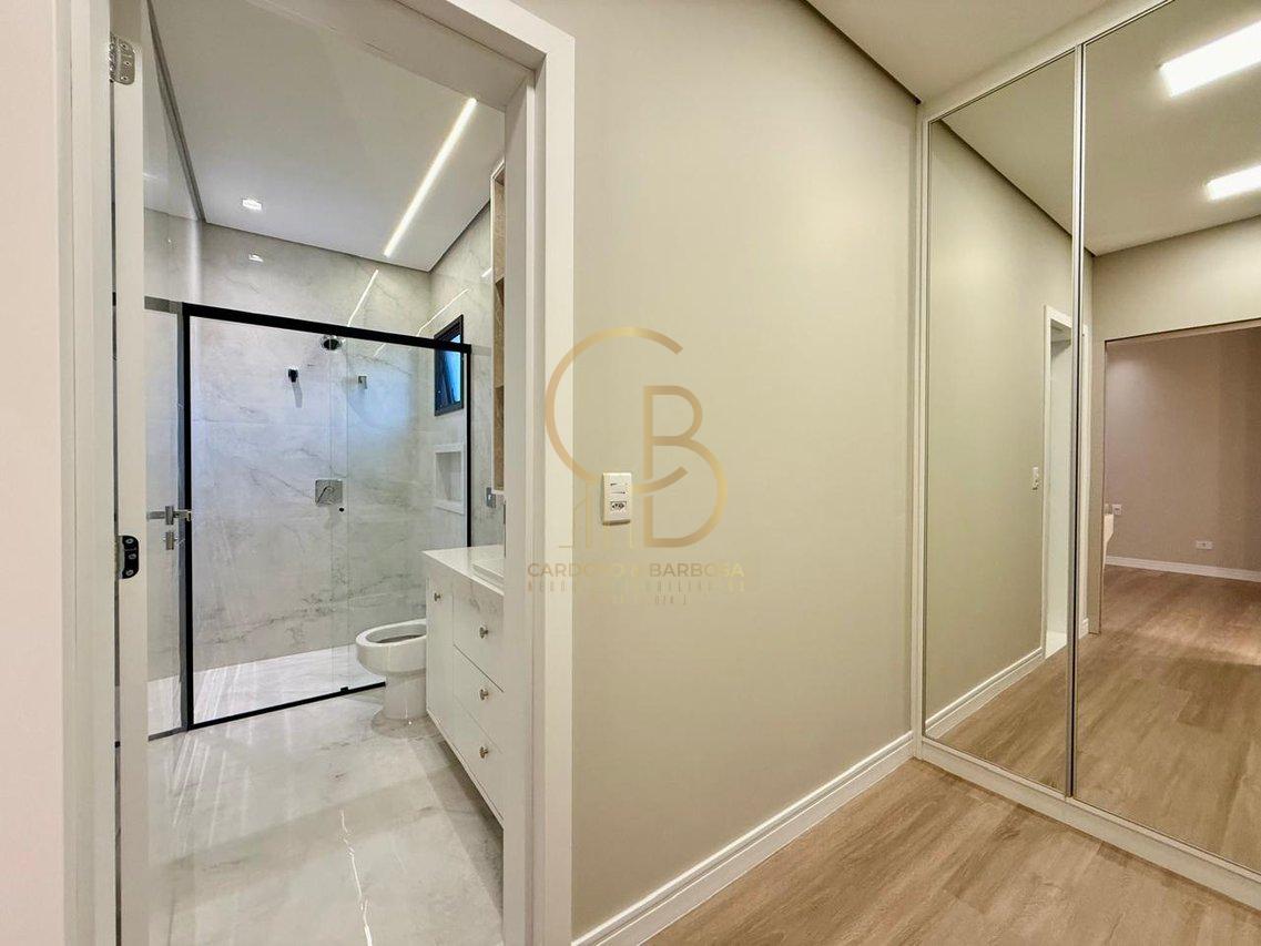 SOBRADO E SOFISTICADO COM ELEVADOR E 4 SUÍTES – CONFORTO E ELEGÂNCIA EM CADA DETALHE!  Campo Grande - 