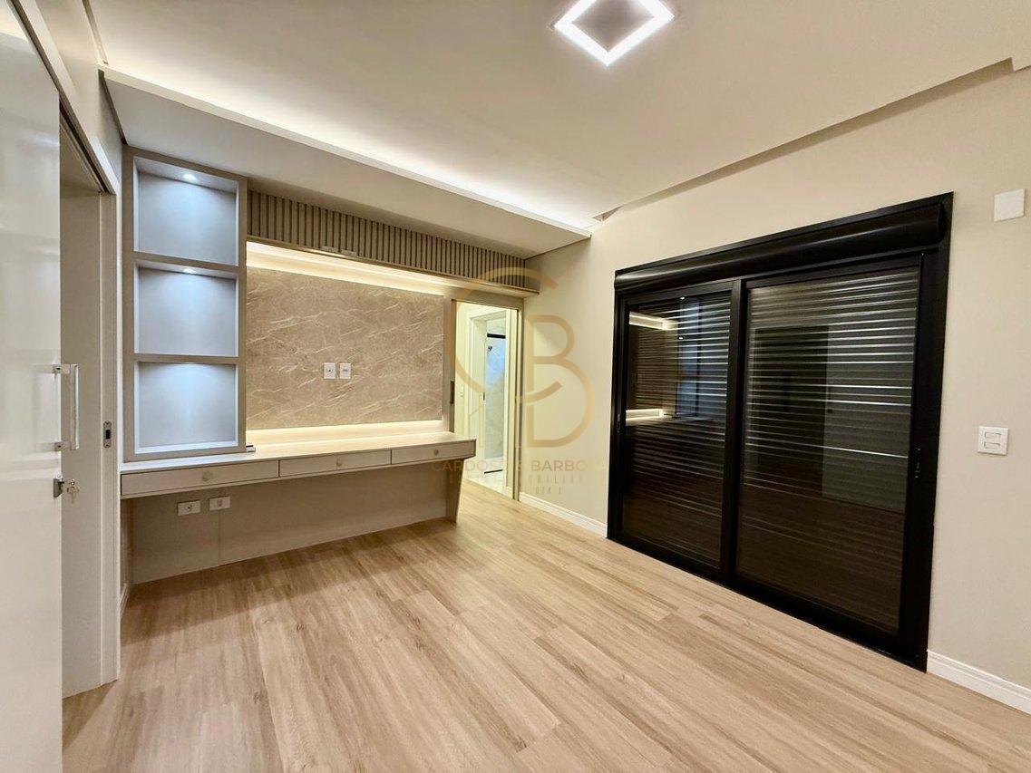 SOBRADO E SOFISTICADO COM ELEVADOR E 4 SUÍTES – CONFORTO E ELEGÂNCIA EM CADA DETALHE!  Campo Grande - 