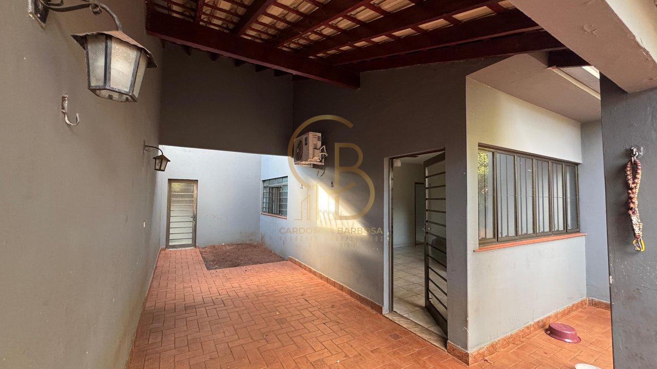 CASA NO TAVEIRÓPOLIS – ESPAÇO E CONFORTO PARA TODA FAMÍLIA  Campo Grande - 