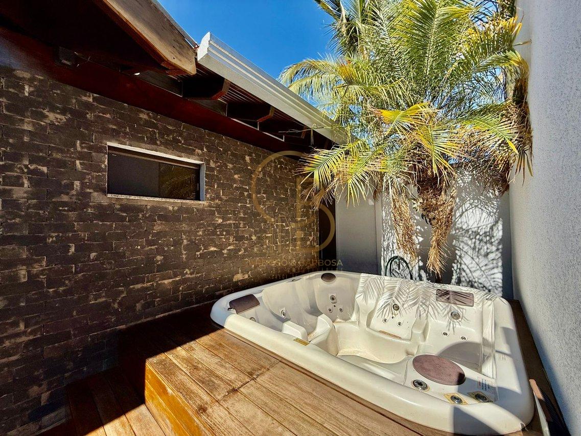 OPORTUNIDADE IMPERDÍVEL NO CARANDÁ BOSQUE – CASA TÉRREA COM ESPAÇO GOURMET E JACUZZI!  Campo Grande - 