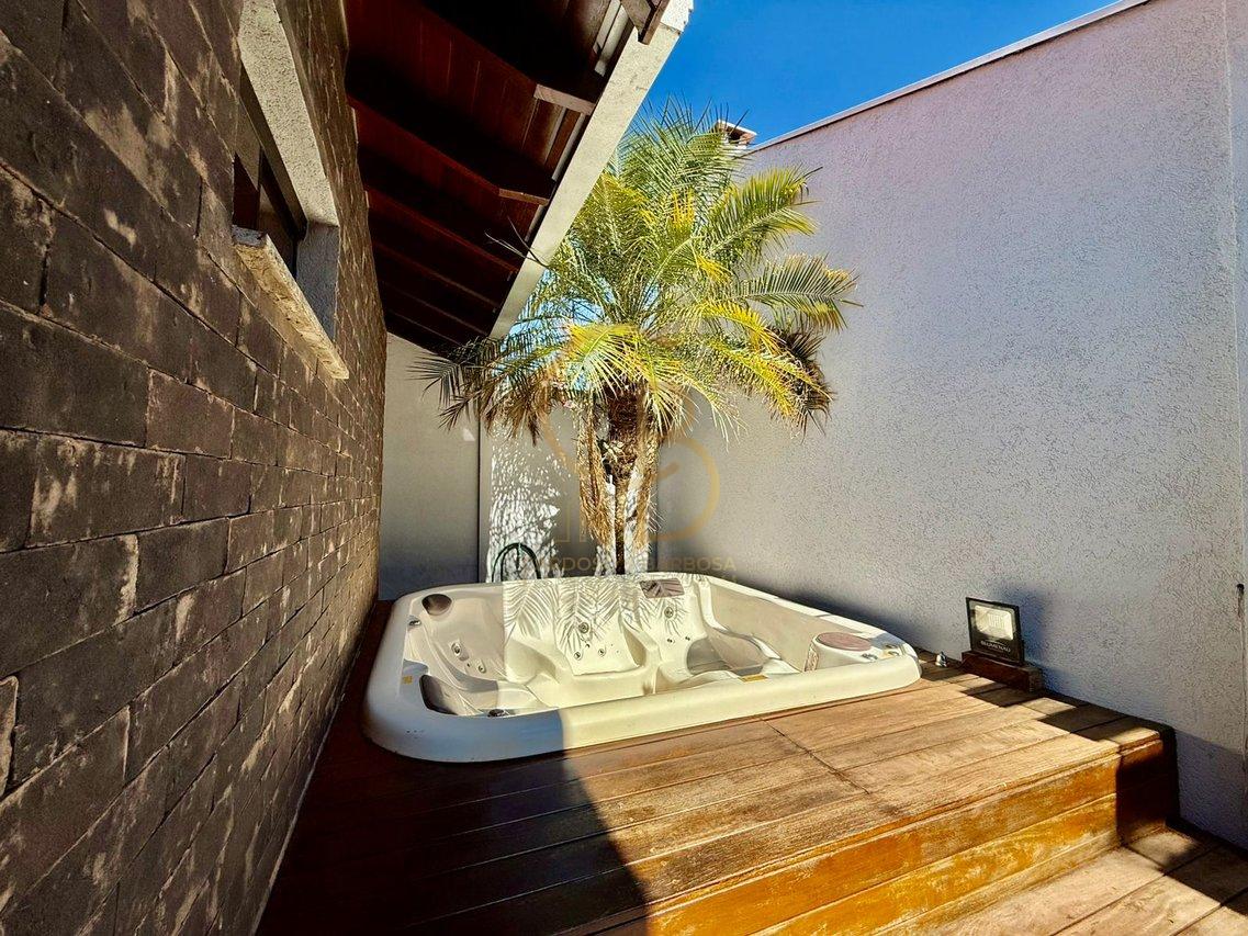 OPORTUNIDADE IMPERDÍVEL NO CARANDÁ BOSQUE – CASA TÉRREA COM ESPAÇO GOURMET E JACUZZI!  Campo Grande - 