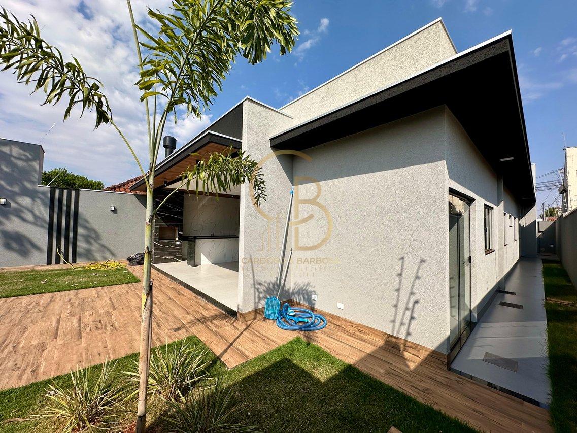CONFORTO, ESPAÇO E LAZER PRIVATIVO – SEU REFÚGIO NO BAIRRO PIONEIROS!  Campo Grande - 