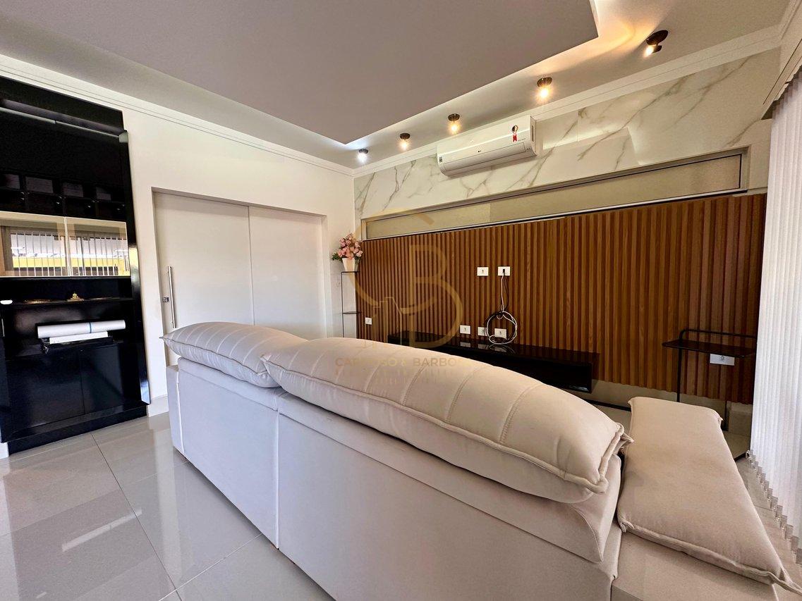 CASA LINDÍSSIMA À VENDA NO RITA VIEIRA – PISCINA E ÁREA GOURMET COMPLETA  Campo Grande - 