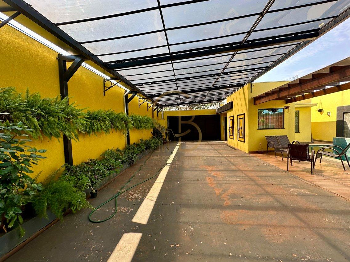 CASA LINDÍSSIMA À VENDA NO RITA VIEIRA – PISCINA E ÁREA GOURMET COMPLETA  Campo Grande - 