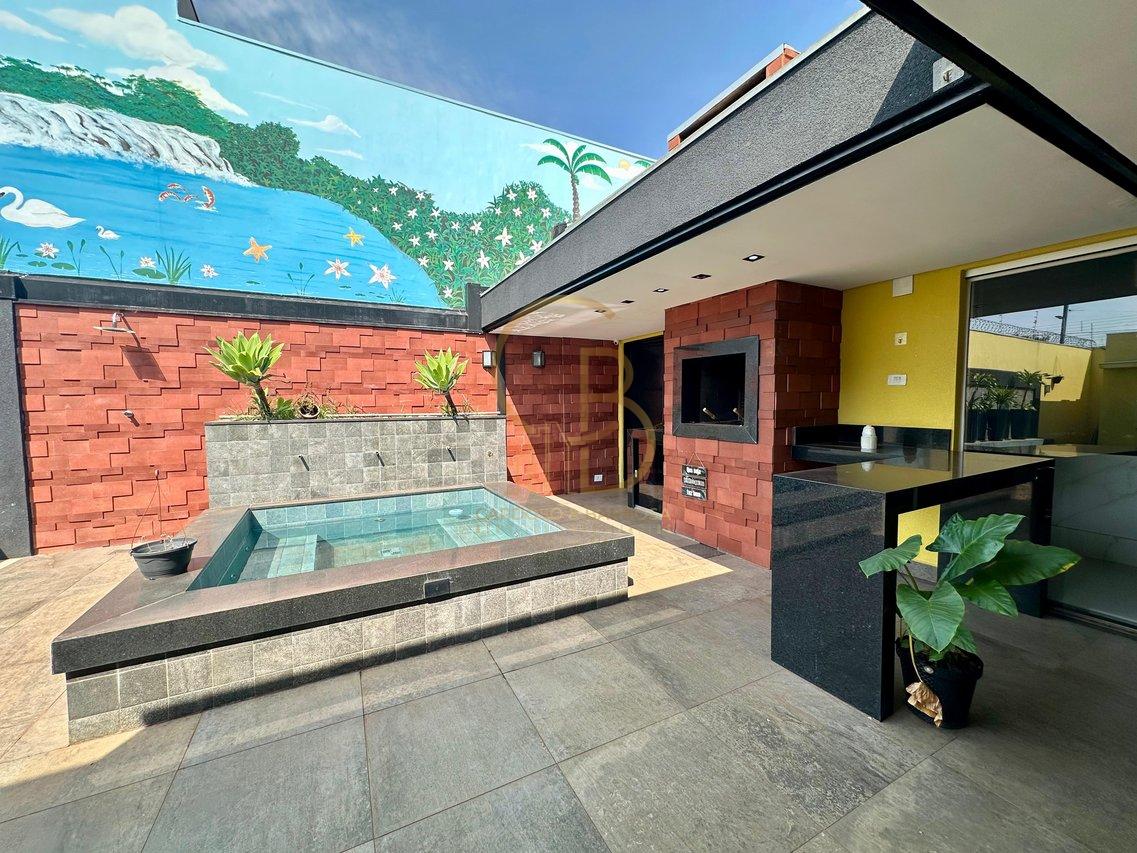 CASA LINDÍSSIMA À VENDA NO RITA VIEIRA – PISCINA E ÁREA GOURMET COMPLETA  Campo Grande - 