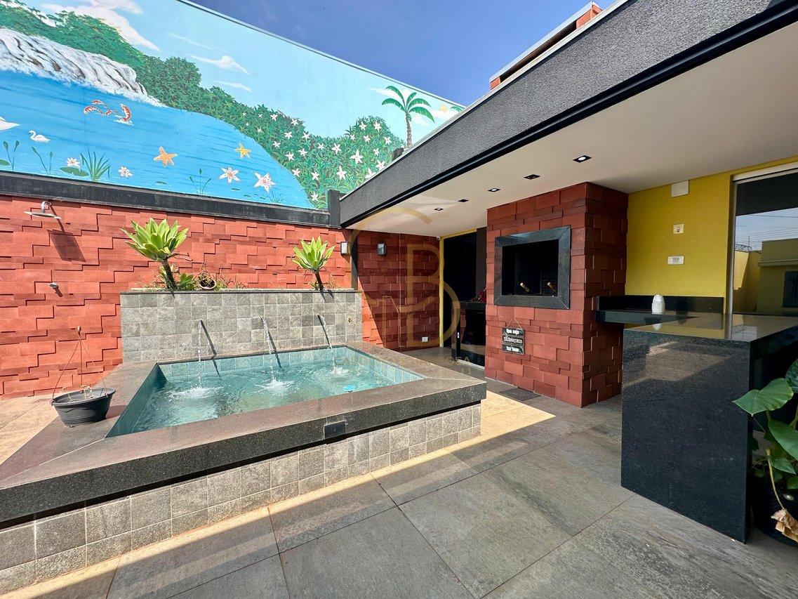 CASA LINDÍSSIMA À VENDA NO RITA VIEIRA – PISCINA E ÁREA GOURMET COMPLETA  Campo Grande - 