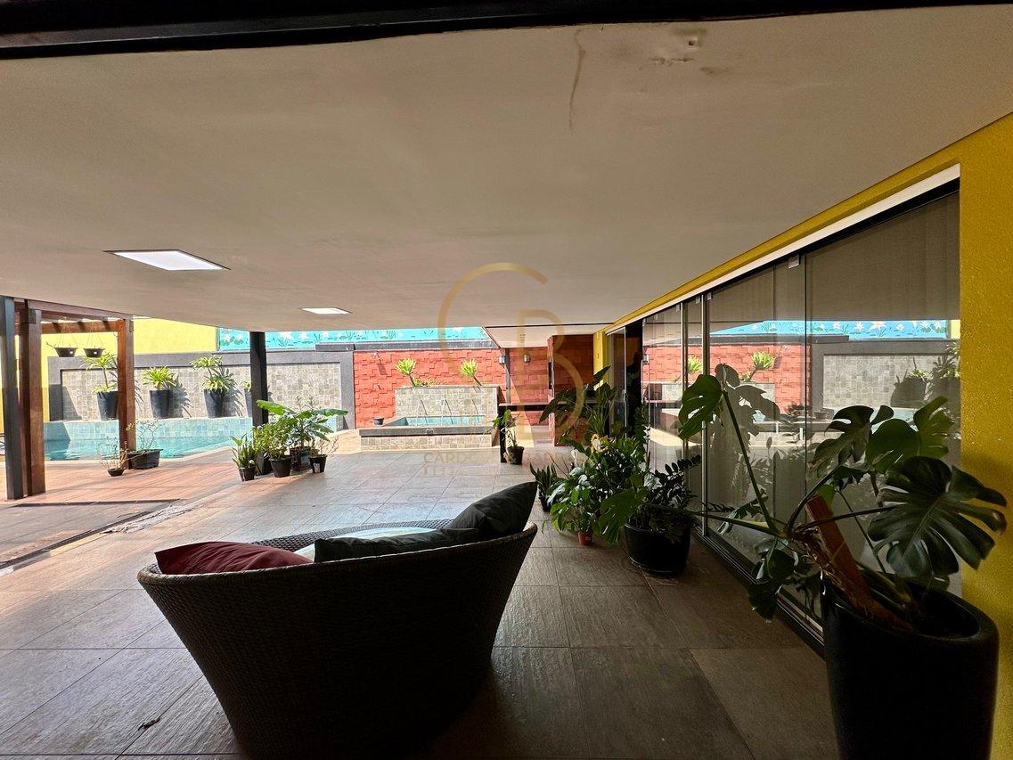 CASA LINDÍSSIMA À VENDA NO RITA VIEIRA – PISCINA E ÁREA GOURMET COMPLETA  Campo Grande - 
