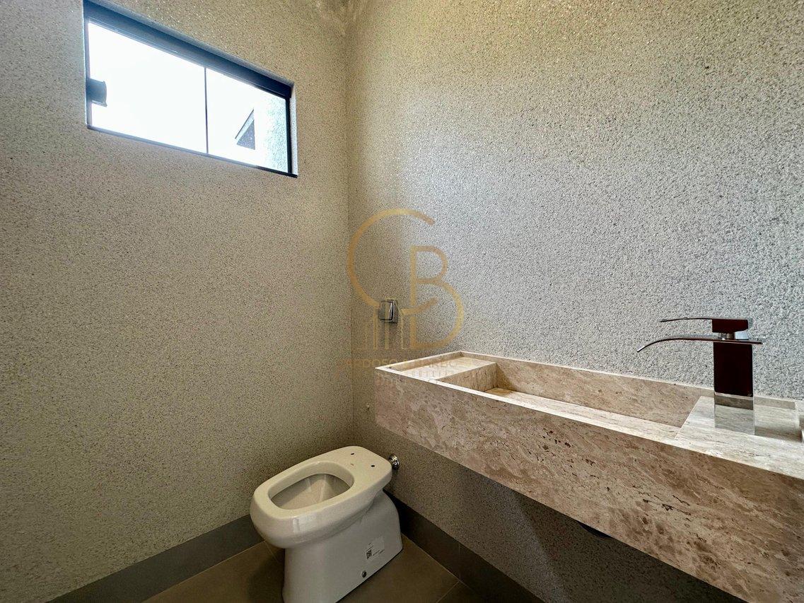 CASA COM 3 SU&Iacute;TES NO CONDOM&Iacute;NIO SHALOM Rua Delphinus Campo Grande - 