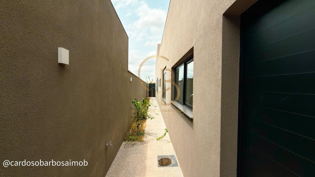 OPORTUNIDADE | Casa Térrea no Alphaville 1 – Próximo à Portaria Rua dos Imarés Campo Grande - 