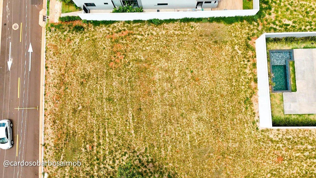 EXCELENTE TERRENO NO CONDOMÍNIO SHALOM– LOCALIZAÇÃO PRIVILEGIADA E PRONTO PARA CONSTRUIR! Rua Delphinus Campo Grande - 