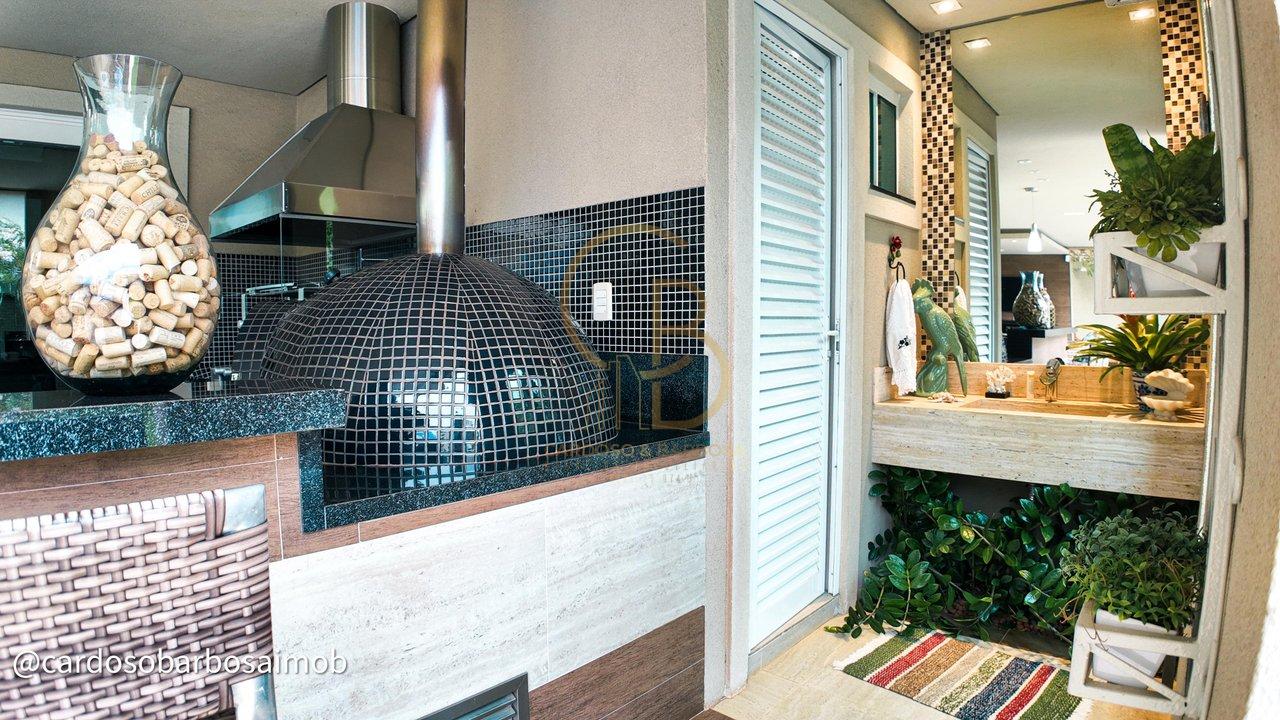 Sobrado de Alto Padrão com 4 Suítes, Piscina Aquecida e Gourmet – Carandá Bosque  Campo Grande - 