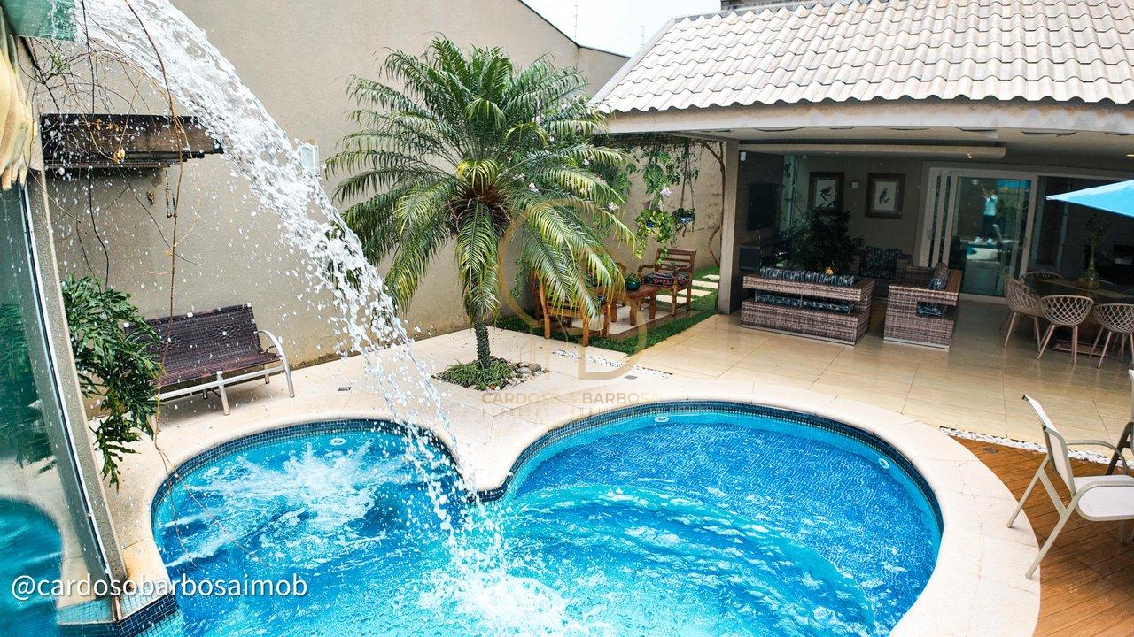 Sobrado de Alto Padrão com 4 Suítes, Piscina Aquecida e Gourmet – Carandá Bosque  Campo Grande - 