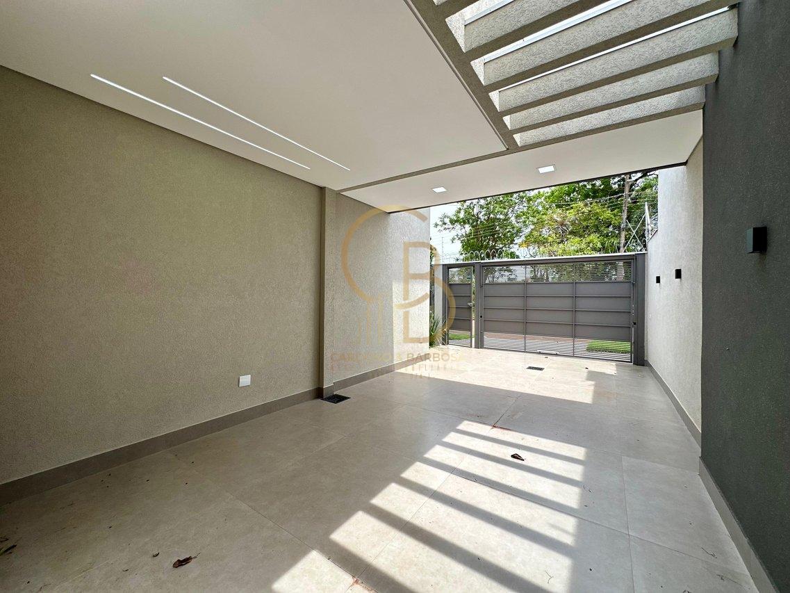 CASA MODERNA &Agrave; VENDA NO RITA VIEIRA COM 3 SU&Iacute;TES E PISCINA AQUECIDA!  Campo Grande - 