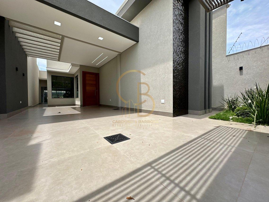 CASA MODERNA &Agrave; VENDA NO RITA VIEIRA COM 3 SU&Iacute;TES E PISCINA AQUECIDA!  Campo Grande - 