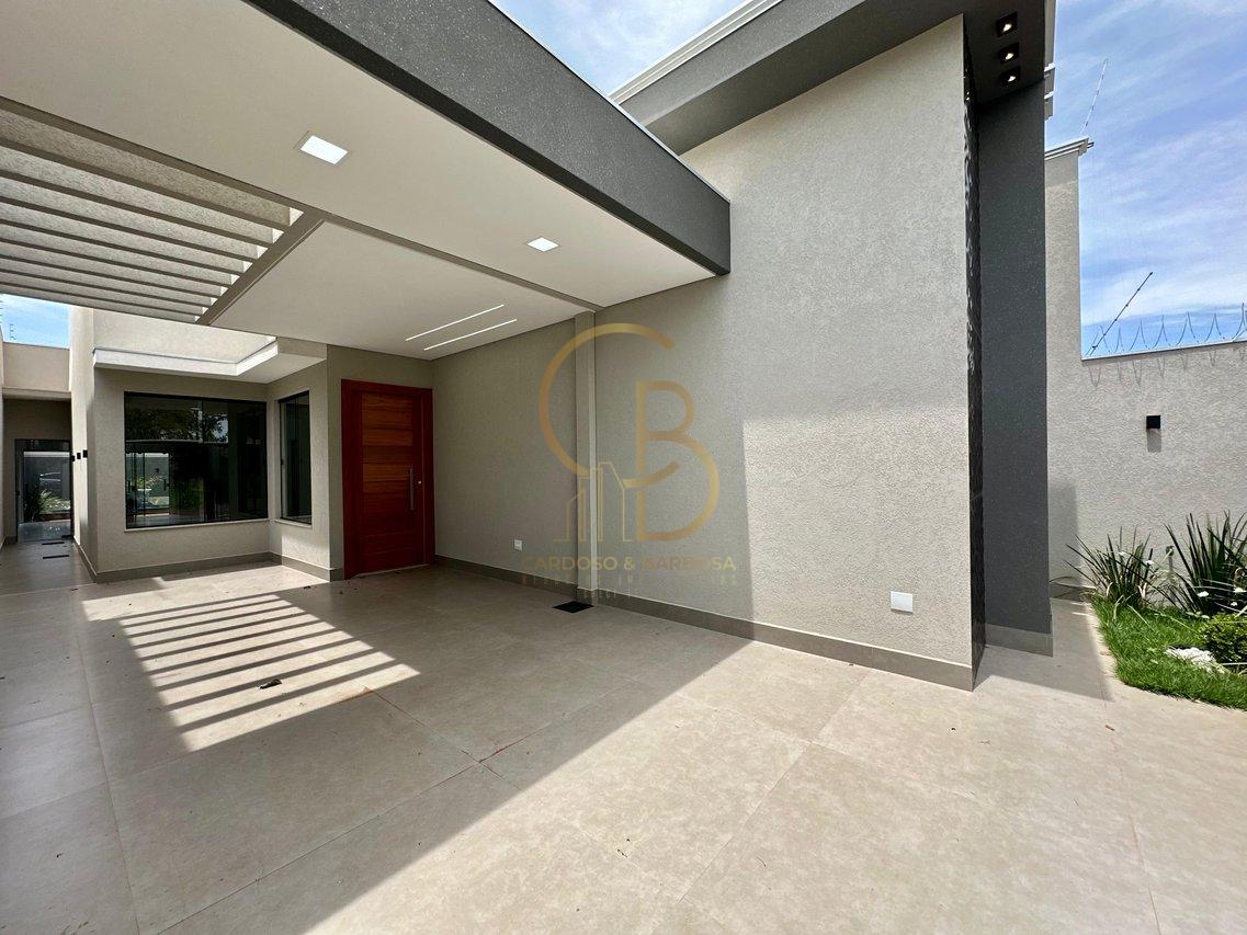 CASA MODERNA &Agrave; VENDA NO RITA VIEIRA COM 3 SU&Iacute;TES E PISCINA AQUECIDA!  Campo Grande - 