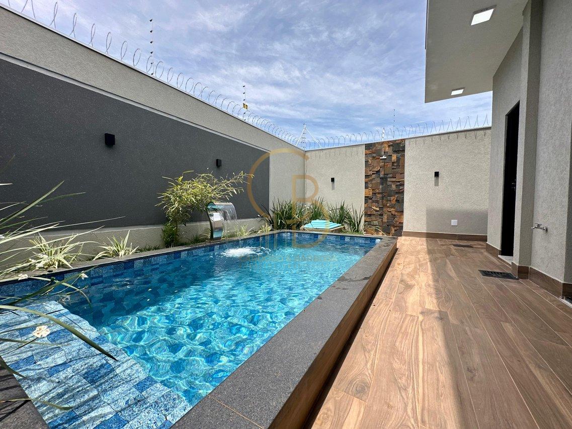 CASA MODERNA &Agrave; VENDA NO RITA VIEIRA COM 3 SU&Iacute;TES E PISCINA AQUECIDA!  Campo Grande - 