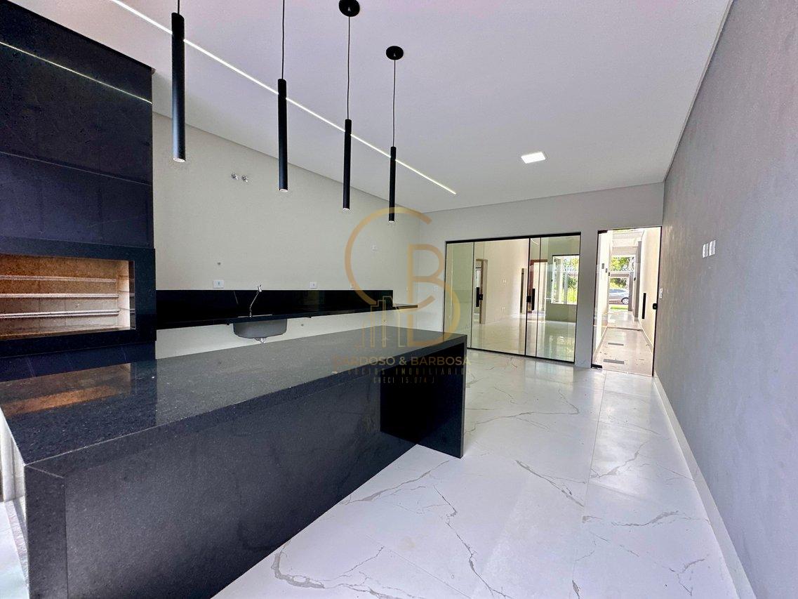 CASA MODERNA &Agrave; VENDA NO RITA VIEIRA COM 3 SU&Iacute;TES E PISCINA AQUECIDA!  Campo Grande - 