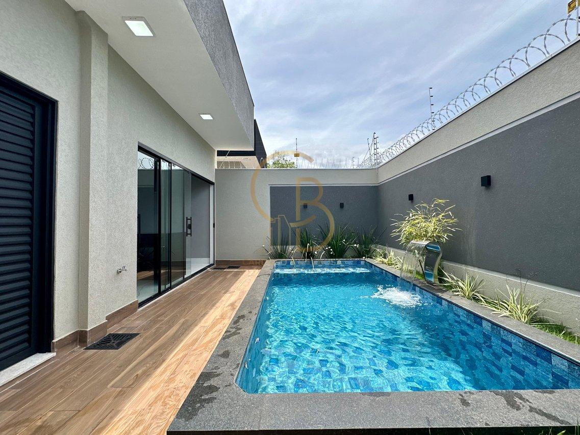 CASA MODERNA &Agrave; VENDA NO RITA VIEIRA COM 3 SU&Iacute;TES E PISCINA AQUECIDA!  Campo Grande - 