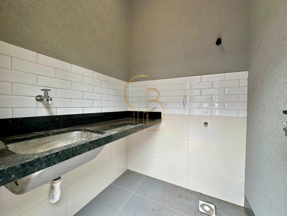 IM&Oacute;VEL COM 3 SU&Iacute;TES E ACABAMENTO DE ALTO PADR&Atilde;O NO RITA VIEIRA  Campo Grande - 