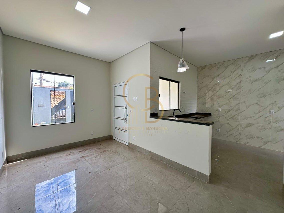 CASA ACONCHEGANTE COM 3 DORMIT&Oacute;RIOS E &Aacute;REA GOURMET &ndash; VILA OLINDA  Campo Grande - 