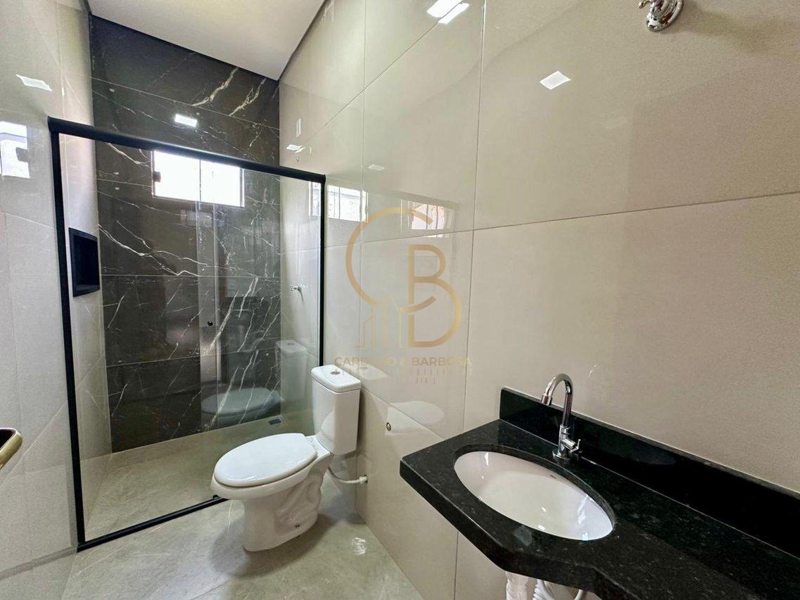 CASA ACONCHEGANTE COM 3 DORMIT&Oacute;RIOS E &Aacute;REA GOURMET &ndash; VILA OLINDA  Campo Grande - 