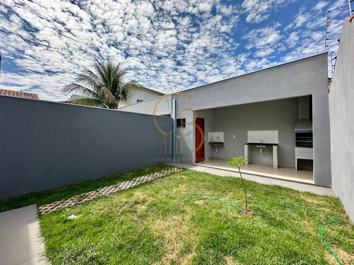 CASA ACONCHEGANTE COM 3 DORMIT&Oacute;RIOS E &Aacute;REA GOURMET &ndash; VILA OLINDA  Campo Grande - 