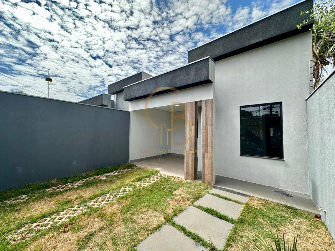 CASA ACONCHEGANTE COM 3 DORMIT&Oacute;RIOS E &Aacute;REA GOURMET &ndash; VILA OLINDA  Campo Grande - 