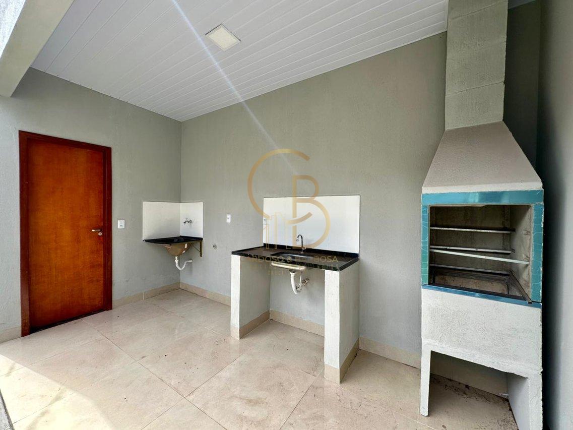 CASA ACONCHEGANTE COM 3 DORMIT&Oacute;RIOS E &Aacute;REA GOURMET &ndash; VILA OLINDA  Campo Grande - 